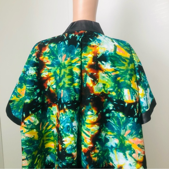 Colorful Abstract Kimono - Picture 15 of 16